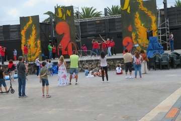 Las fiestas patronales dan vida al auditorio del mayor parque urbano de Telde/TA.
